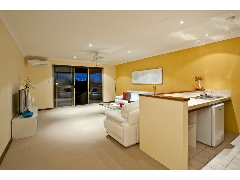 14 Carey Street, Kensington WA 6151