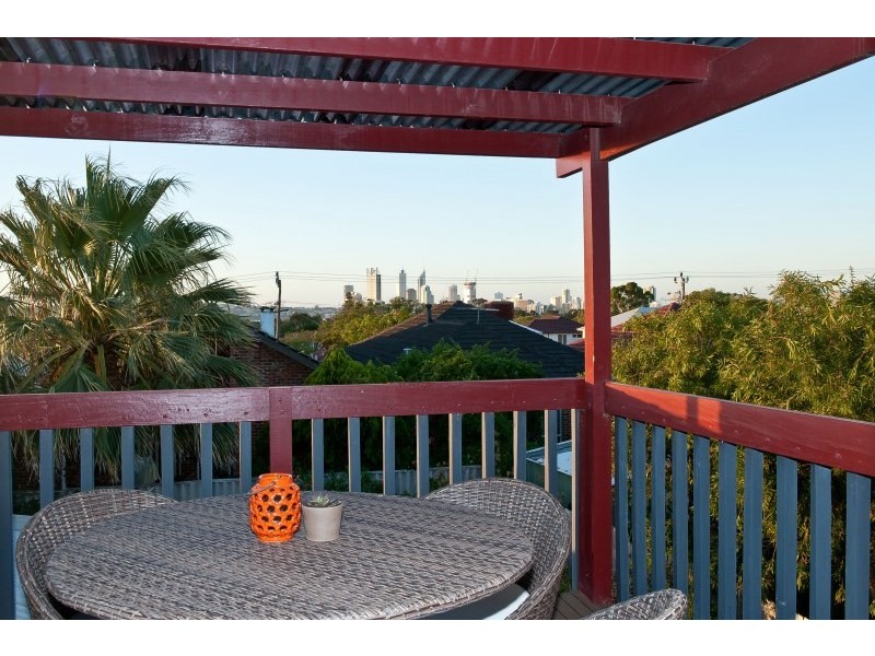 14 Carey Street, Kensington WA 6151