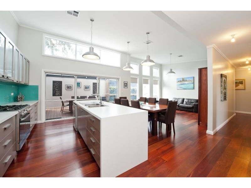 15A Goodall Street, Cloverdale WA 6105