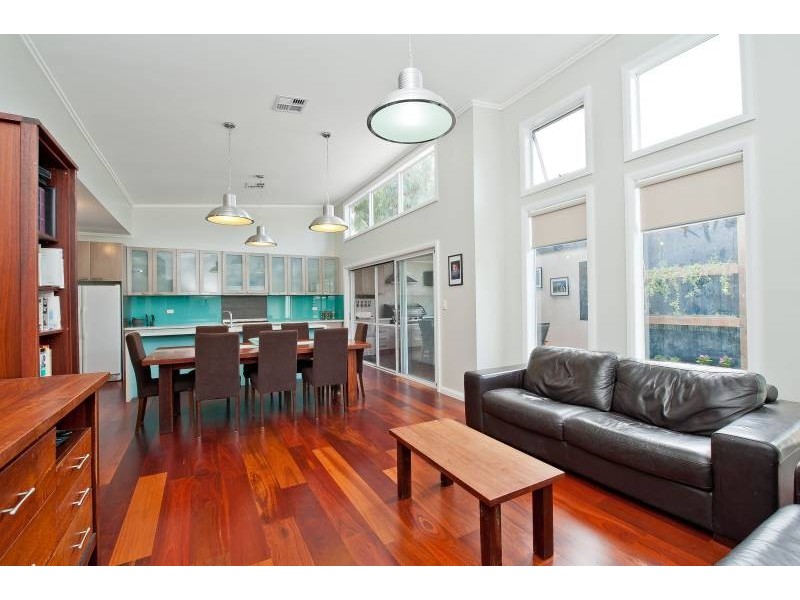 15A Goodall Street, Cloverdale WA 6105