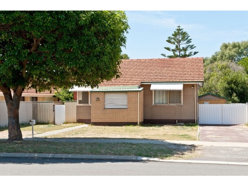 378 Sydenham Street, Cloverdale WA 6105