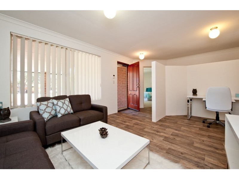 96 Gladstone Road, Rivervale WA 6103