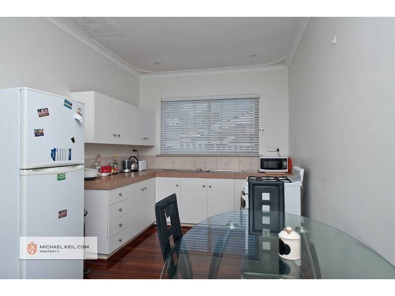 102 Hill View Terrace, St James WA 6102