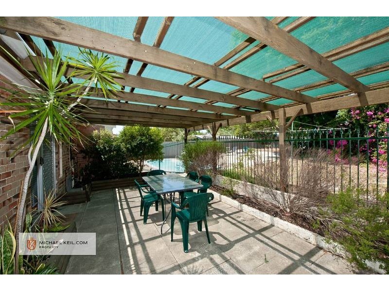 102 Hill View Terrace, St James WA 6102