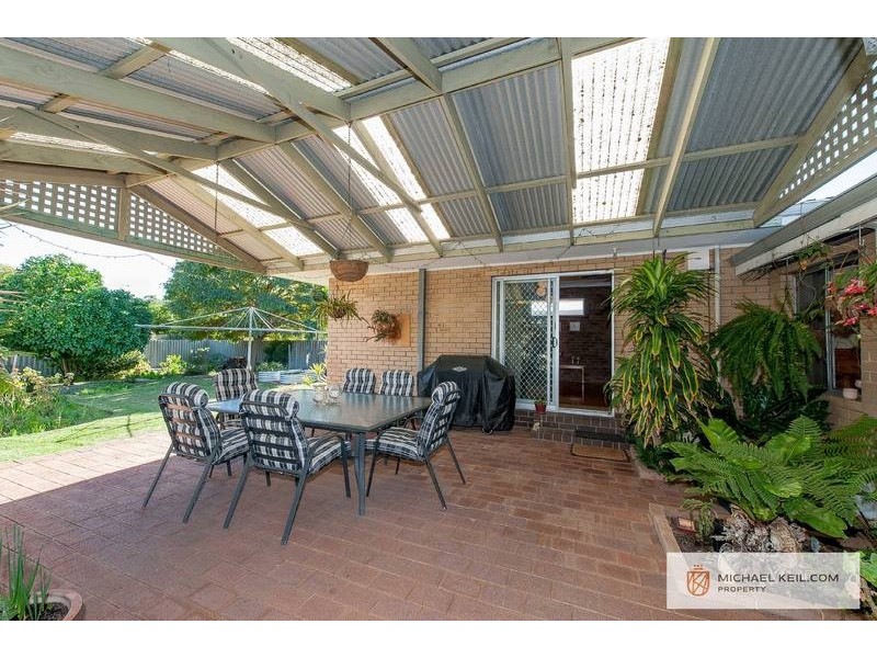 17 Wendron Street, Cloverdale WA 6105