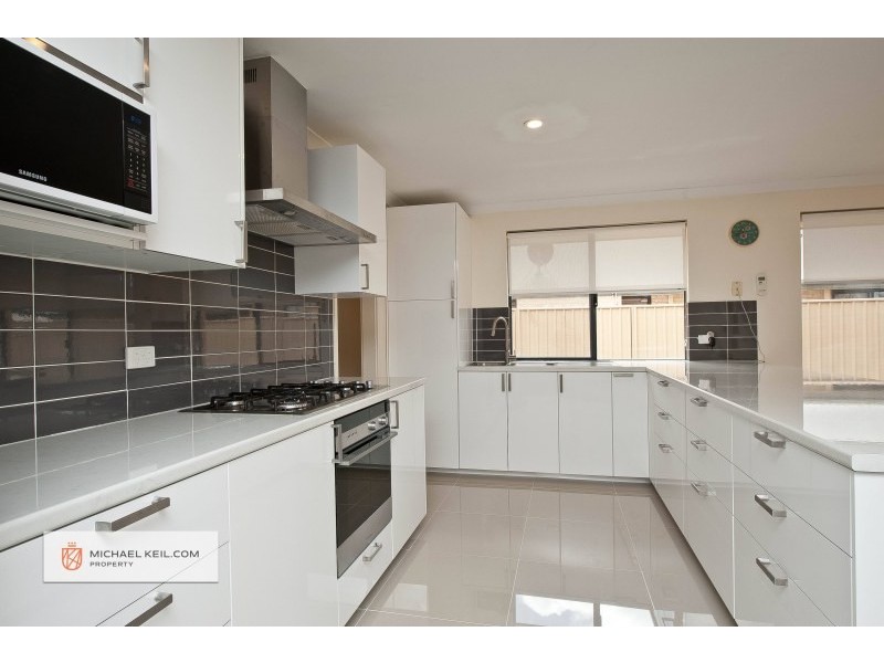 45 Canna Drive, Canning Vale WA 6155