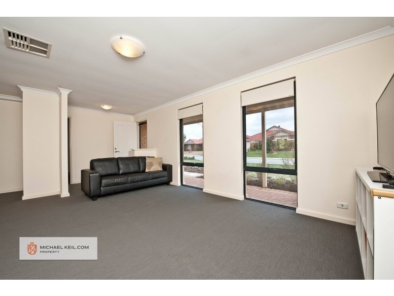 45 Canna Drive, Canning Vale WA 6155