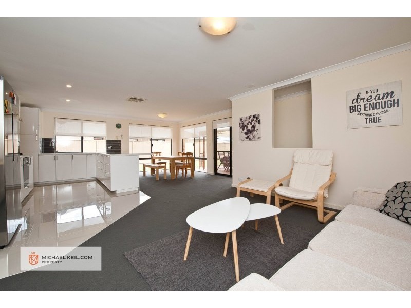 45 Canna Drive, Canning Vale WA 6155