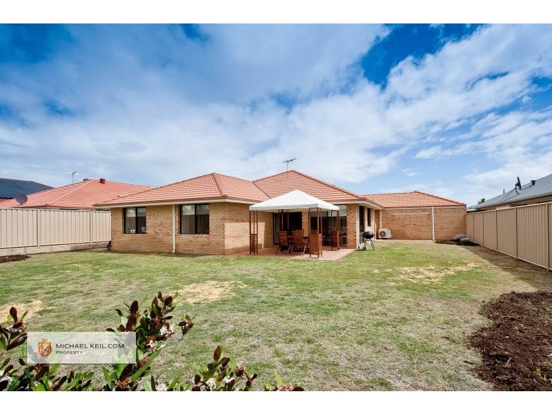 45 Canna Drive, Canning Vale WA 6155