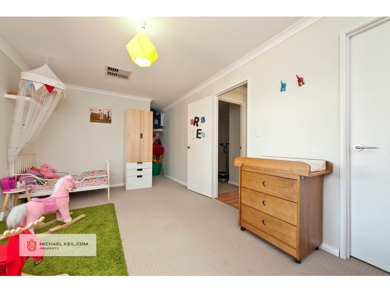 13 Field Avenue, Redcliffe WA 6104