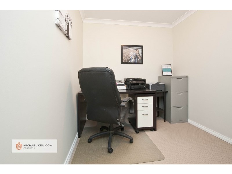 13 Field Avenue, Redcliffe WA 6104