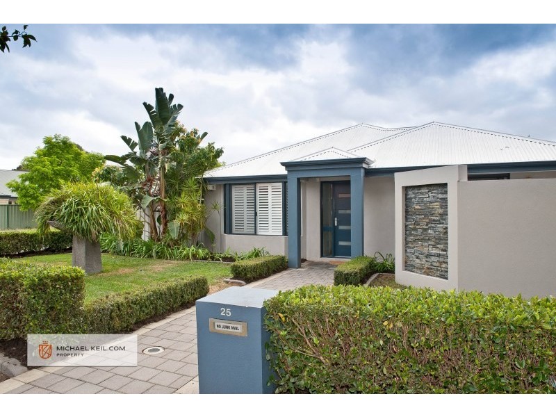 25 Klem Ave, Redcliffe WA 6104