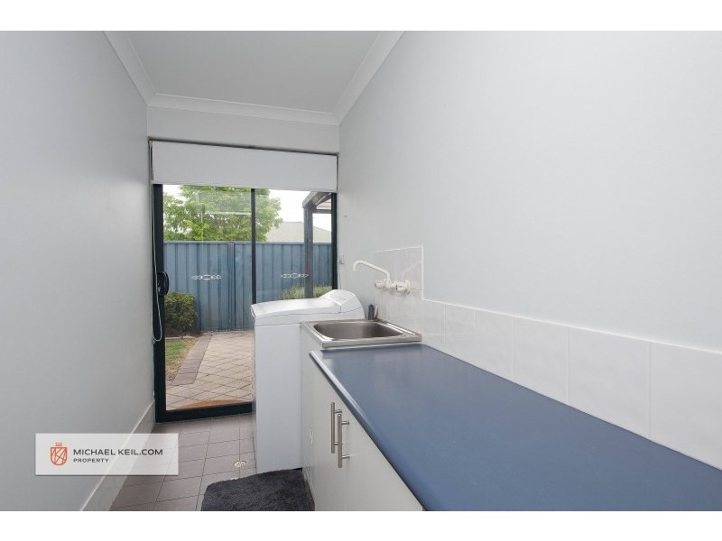 25 Klem Ave, Redcliffe WA 6104