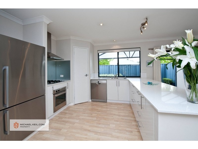 25 Klem Ave, Redcliffe WA 6104