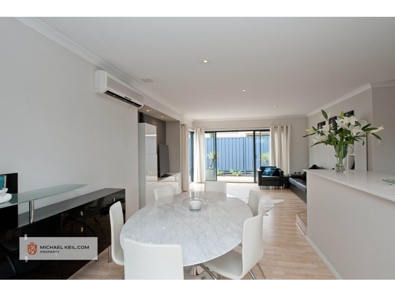 25 Klem Ave, Redcliffe WA 6104