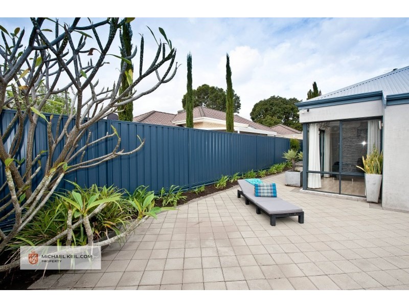 25 Klem Ave, Redcliffe WA 6104