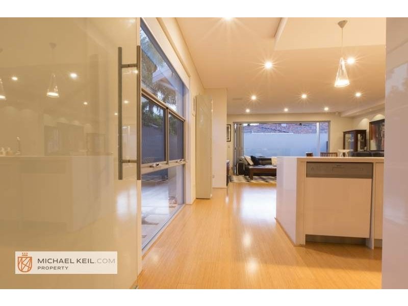 52a Marchamley Street, Carlisle WA 6101