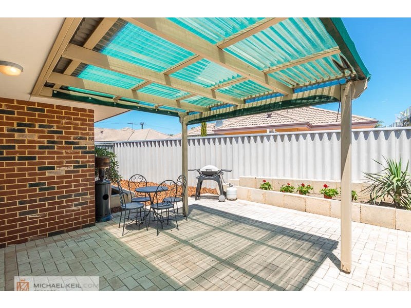 1 Crellin Way, Cloverdale WA 6105