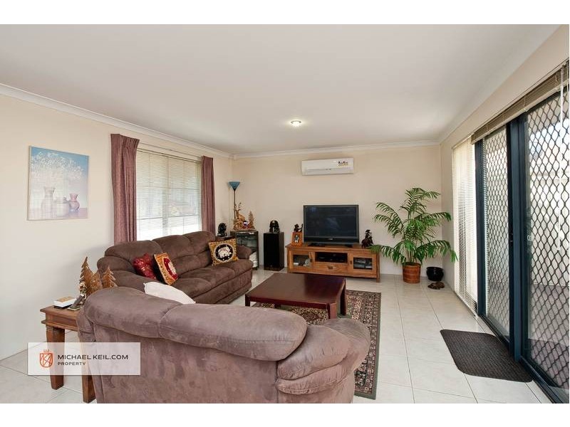 1/2 Beverley Road, Cloverdale WA 6105