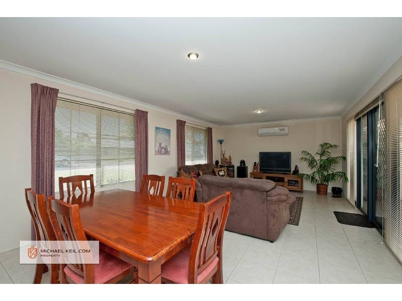 1/2 Beverley Road, Cloverdale WA 6105