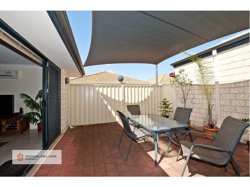 1/2 Beverley Road, Cloverdale WA 6105