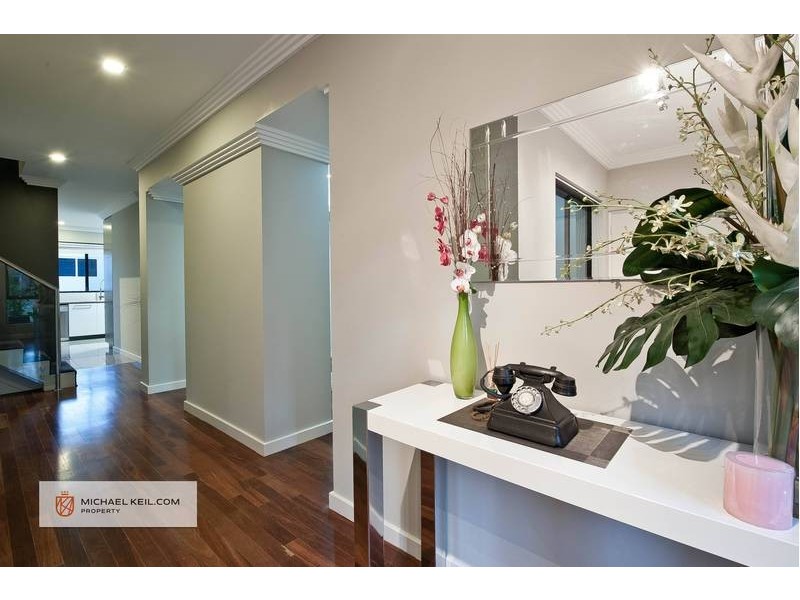 11 Belinda Avenue, Cloverdale WA 6105