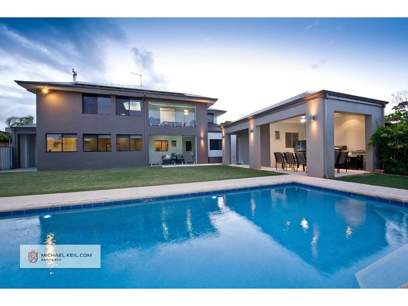 11 Belinda Avenue, Cloverdale WA 6105