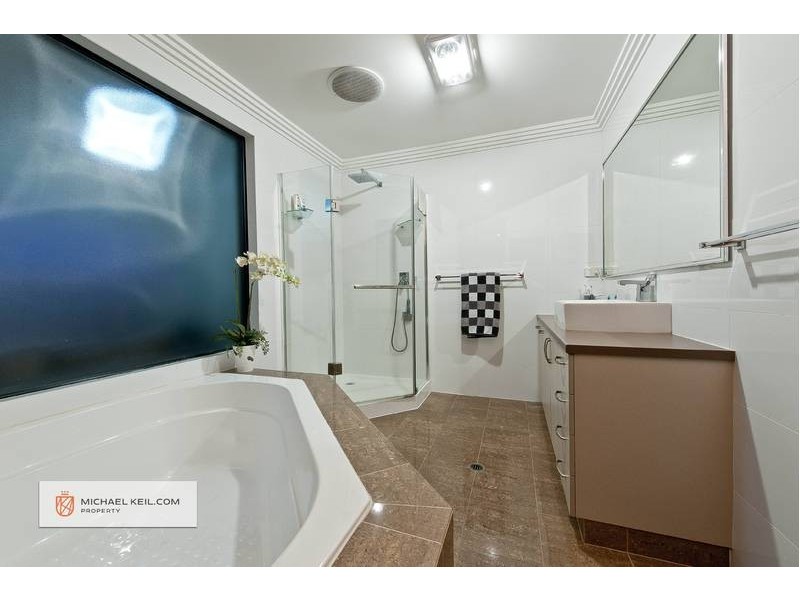 11 Belinda Avenue, Cloverdale WA 6105