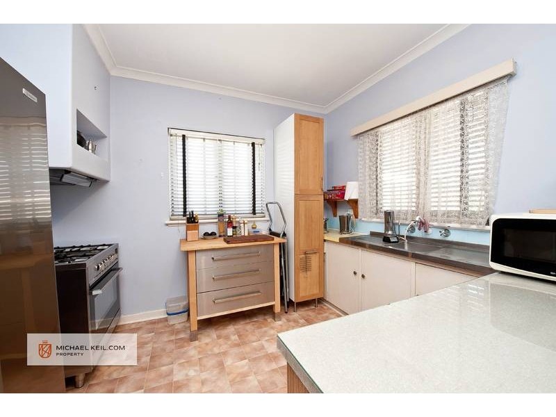 182 Leake Street, Belmont WA 6104