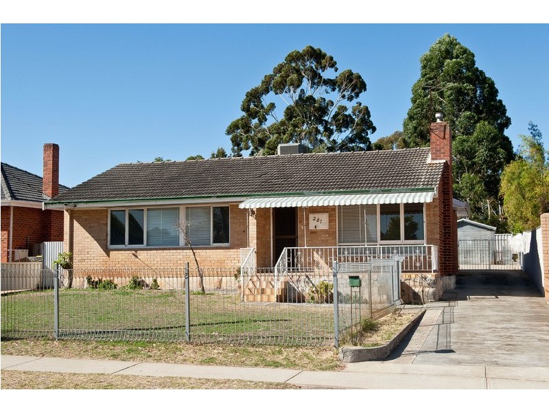 287 Hardey Road, Cloverdale WA 6105