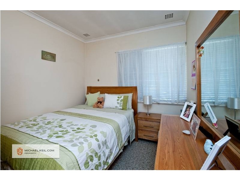 287 Hardey Road, Cloverdale WA 6105