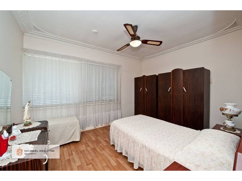 287 Hardey Road, Cloverdale WA 6105