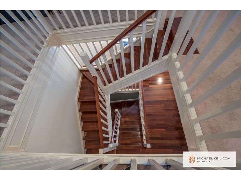 11 Banksia Street, Joondanna WA 6060