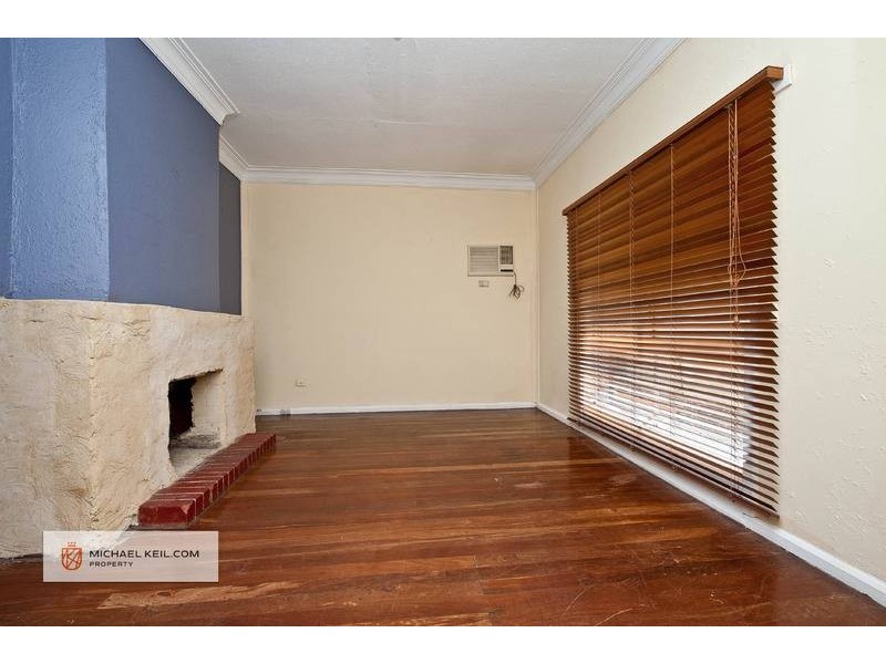 11 Kitchener Ave, Bayswater WA 6053