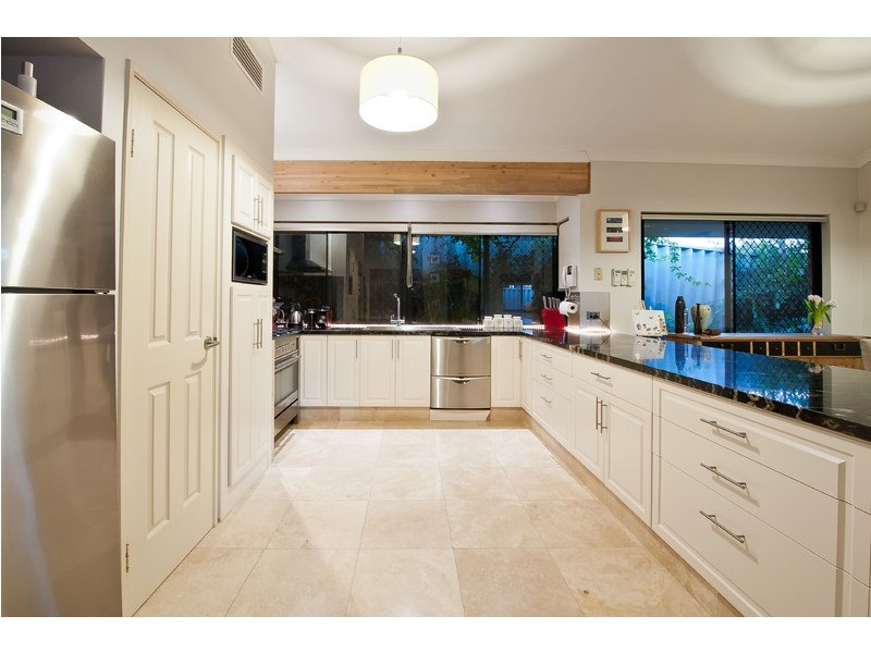 115A Toorak Road, Rivervale WA 6103