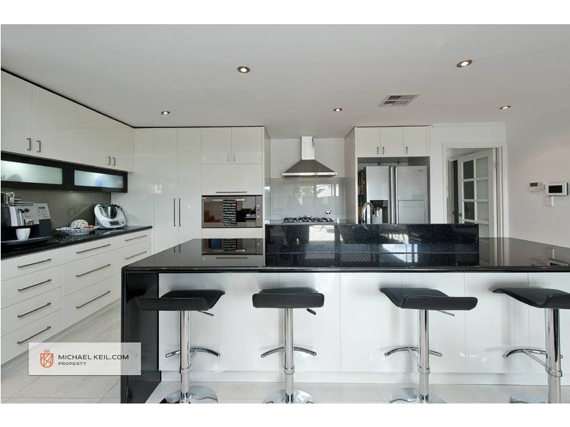 24b Campbell Street, Rivervale WA 6103