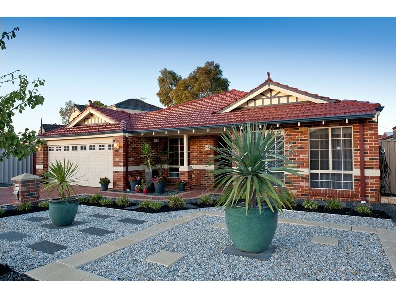 25 Willow Tree Drive, Kewdale WA 6105