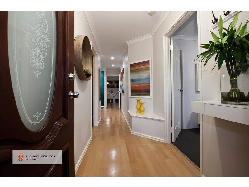 25 Willow Tree Drive, Kewdale WA 6105