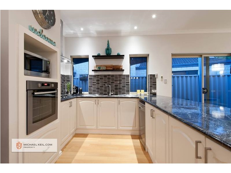 25 Willow Tree Drive, Kewdale WA 6105