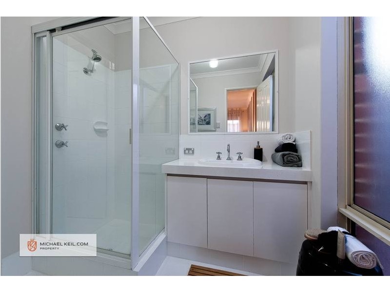 25 Willow Tree Drive, Kewdale WA 6105