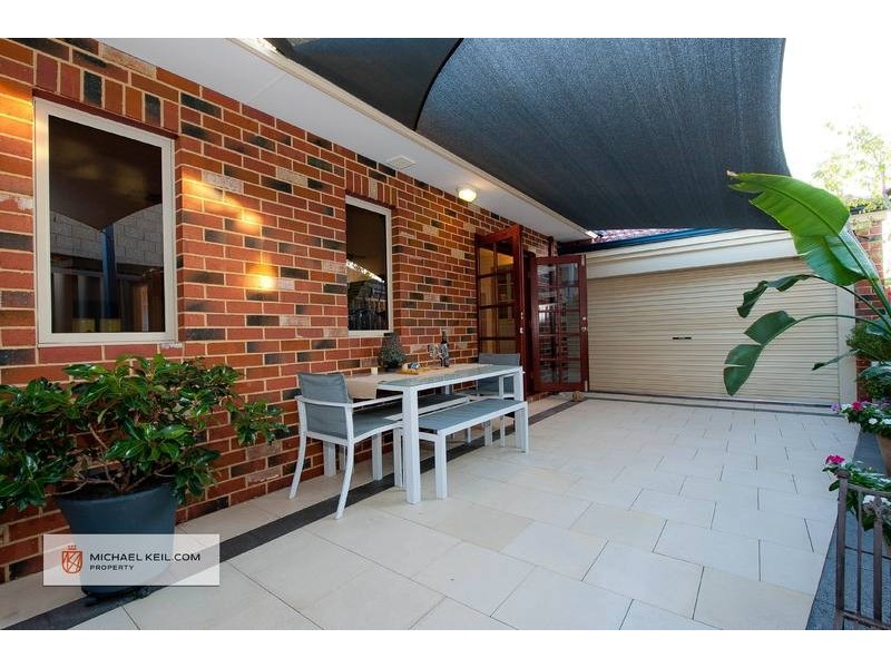 25 Willow Tree Drive, Kewdale WA 6105