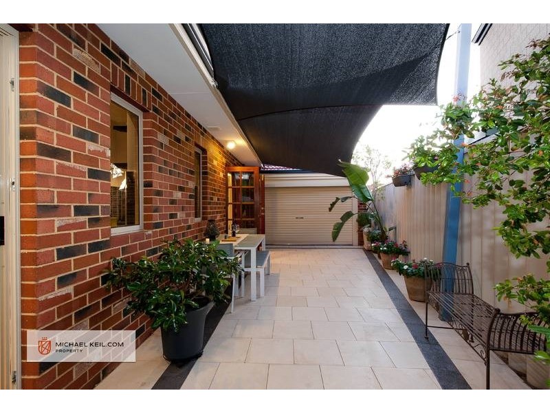 25 Willow Tree Drive, Kewdale WA 6105