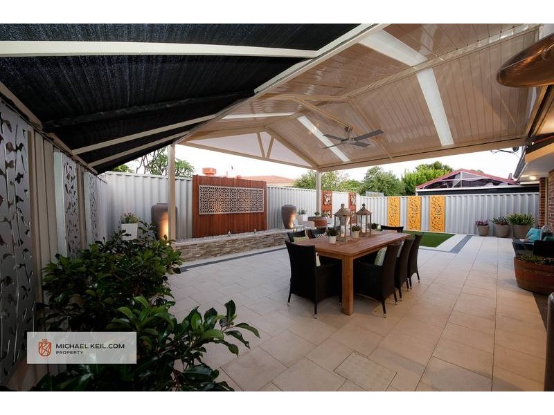 25 Willow Tree Drive, Kewdale WA 6105