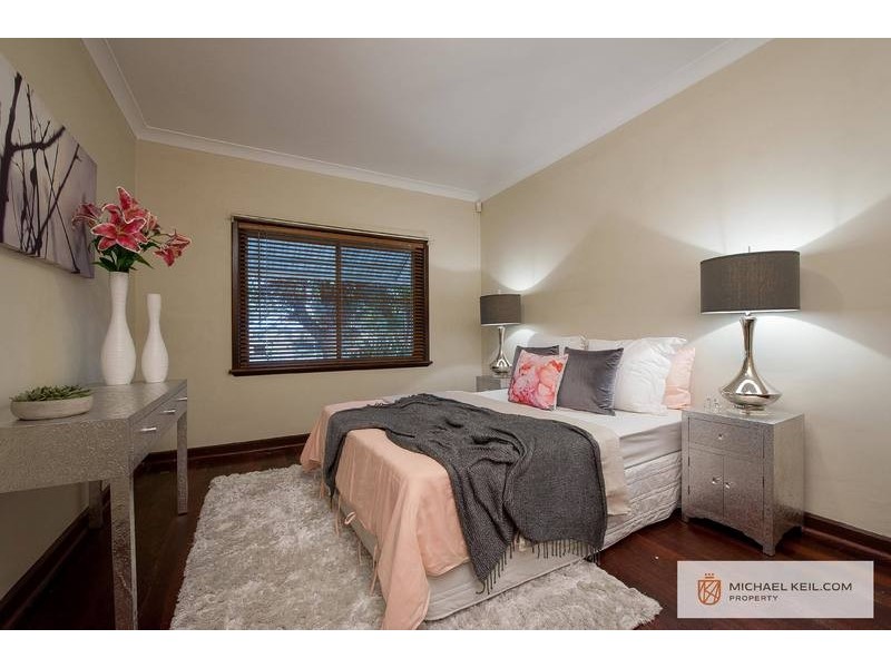 396 Berwick Street, St James WA 6102