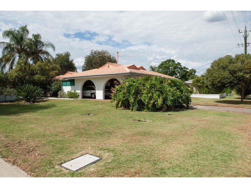 111 Sussex Road, Forrestfield WA 6058