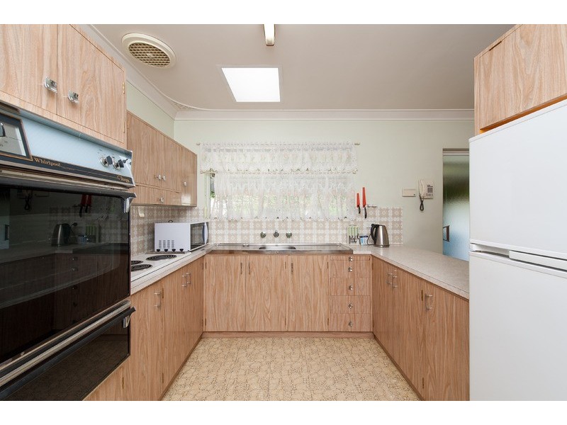 111 Sussex Road, Forrestfield WA 6058