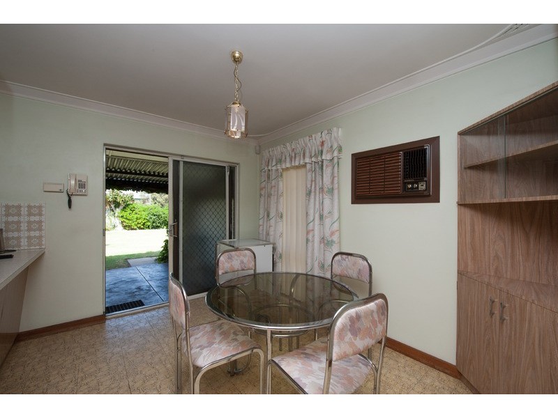 111 Sussex Road, Forrestfield WA 6058