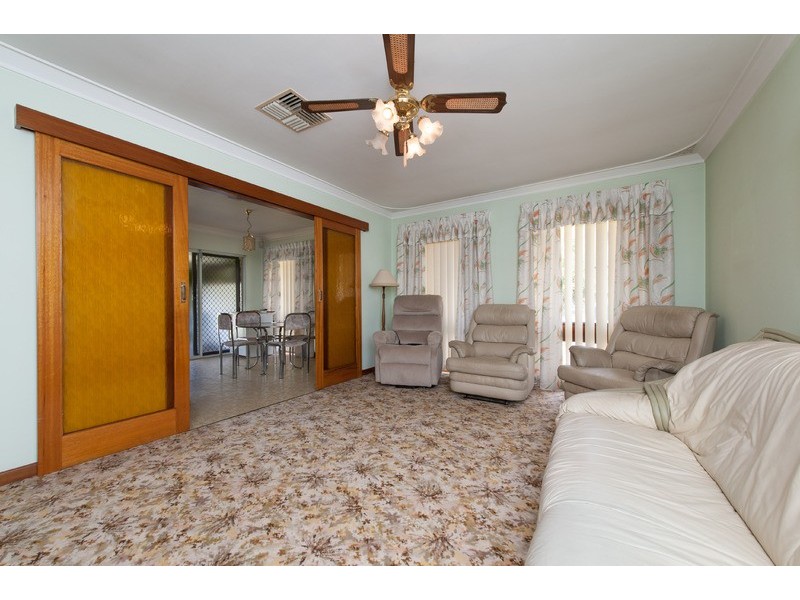 111 Sussex Road, Forrestfield WA 6058