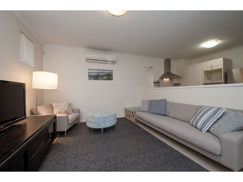 7/12 Forster Avenue, Lathlain WA 6100