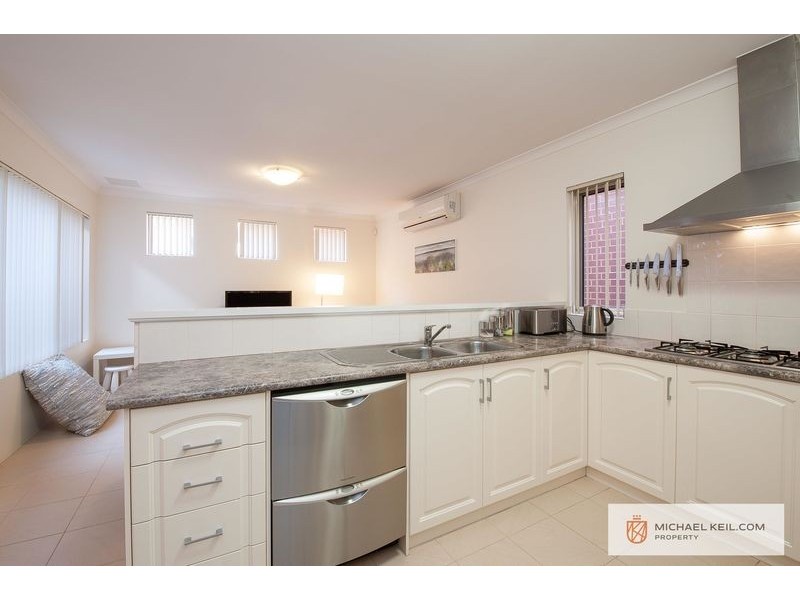 7/12 Forster Avenue, Lathlain WA 6100